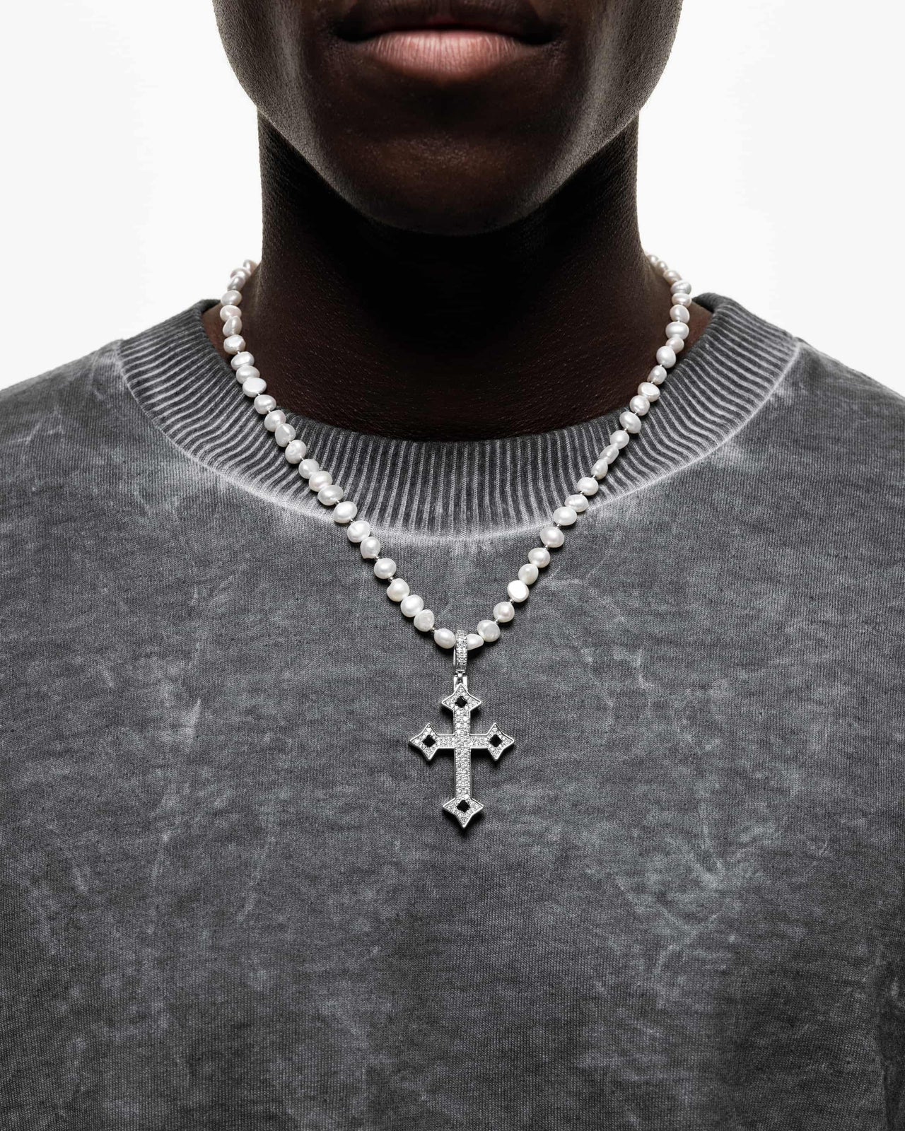 Iced Cross Onyx (Silver)